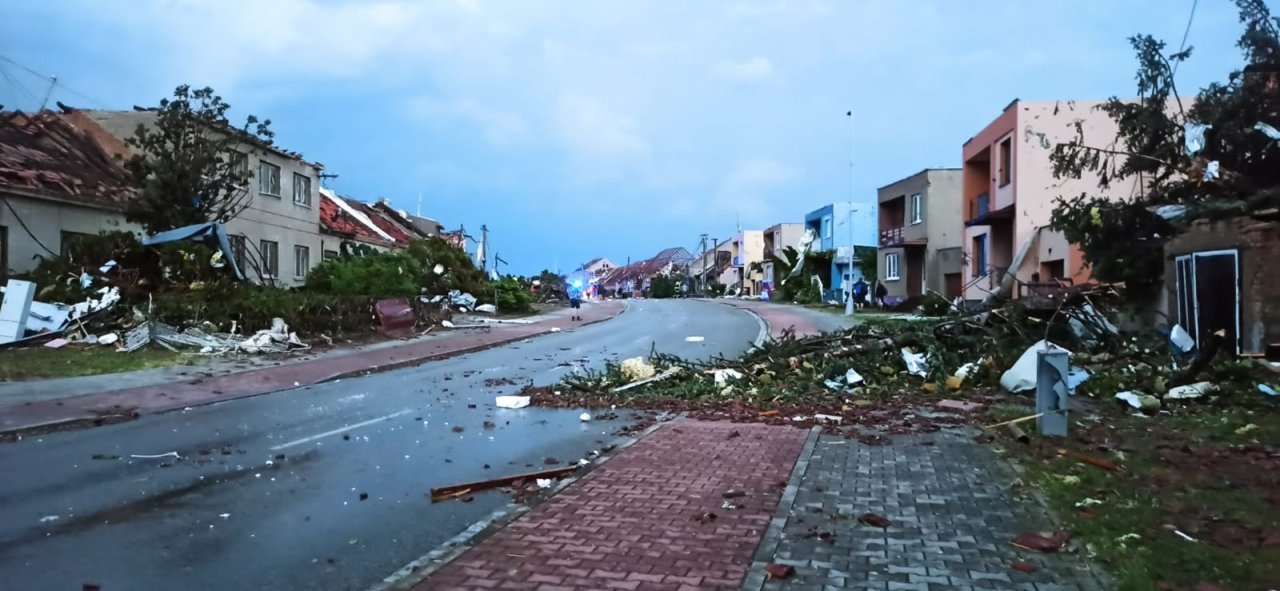 Minuta Po Minute Pri Burkach Na Juznej Morave Zomrela Aj Slovenka