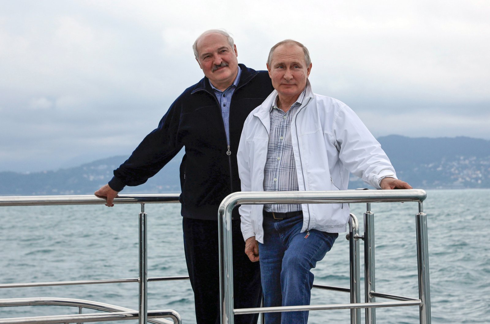 Lukašenko a Putin. Foto - TASR/AP