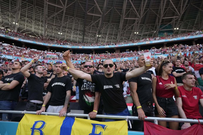 Maďarskí fanúšikovia. Foto - TASR/AP