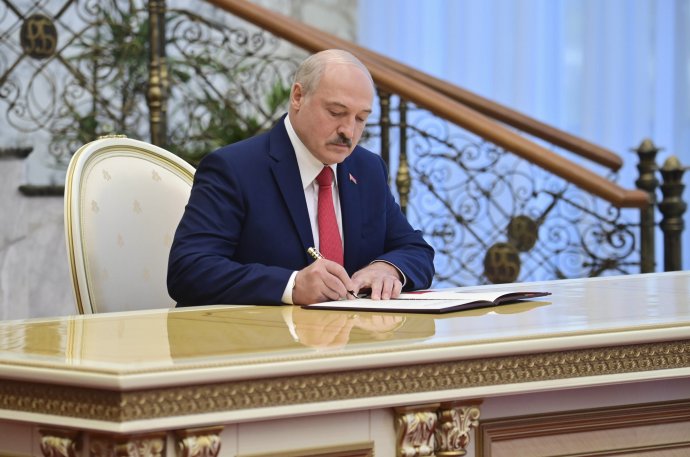 Alexandr Lukašenko podľa bieloruskej analytičky vytvoril prostredie, kde sa tie najbrutálnejšie zločiny nielenže tolerujú, ale sú aj žiadané. Foto - TASR/AP