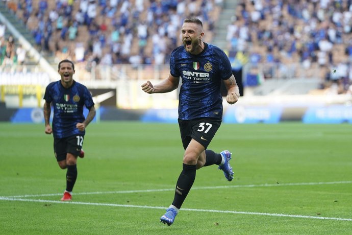 Milan Škriniar sa stal hviezdou Interu Miláno. Foto - TASR/AP