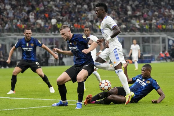 LM, skupina: Škriniar bol proti Realu perfektný, povedala legenda Interu. PSG ukázalo, ako sa bude točiť okolo Messiho