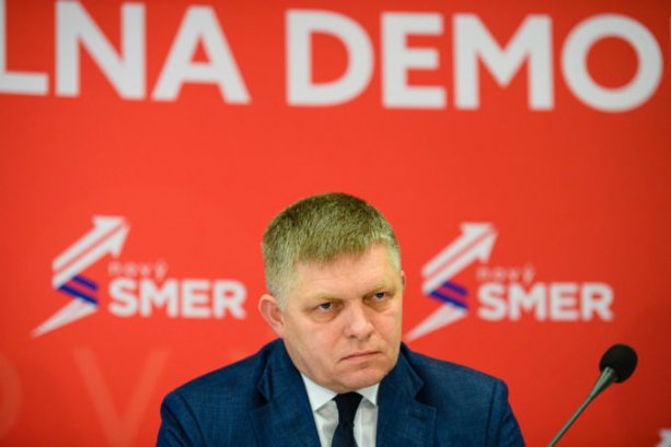 Predseda strany SMER-SD Robert Fico poèas tlaèovej konferencie po programovej konferencii strany SMER-SD v Banskej Bystrici. Banská Bystrica, 18. január 2020. Foto: SITA/Milo Fabian