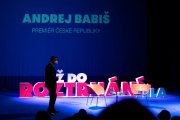 Prvýkrát vidím Babiša nervózneho, vraví novinár Erik Tabery. Ovplyvnia Pandora Papers české voľby?