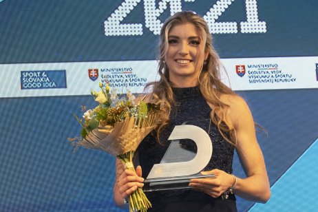 Emma Zapletalová po zisku ocenenia Atlét roka 2021. Foto – TASR