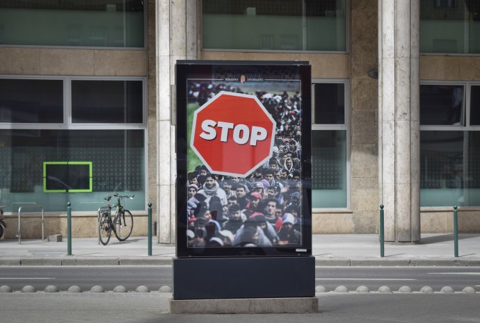 Kampaň Stop Soros v Maďarsku v roku 2018. Foto - TASR/AP