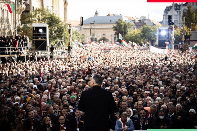 Viktor Orbán na demonštrácii pri oslave 65. výročia maďarskej revolúcie v roku 1956. Foto - FB Viktora Orbána