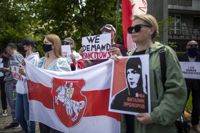 Protest vo Vilniuse. Foto - TASR/AP