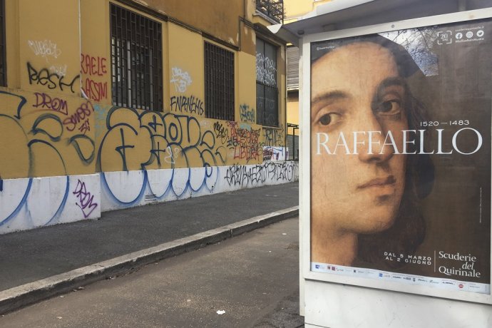 Minulý rok uplynulo 500 rokov od smrti talianskeho umelca Raffaela. Mnohé galérie mu venovali výstavu. Foto - TASR/AP