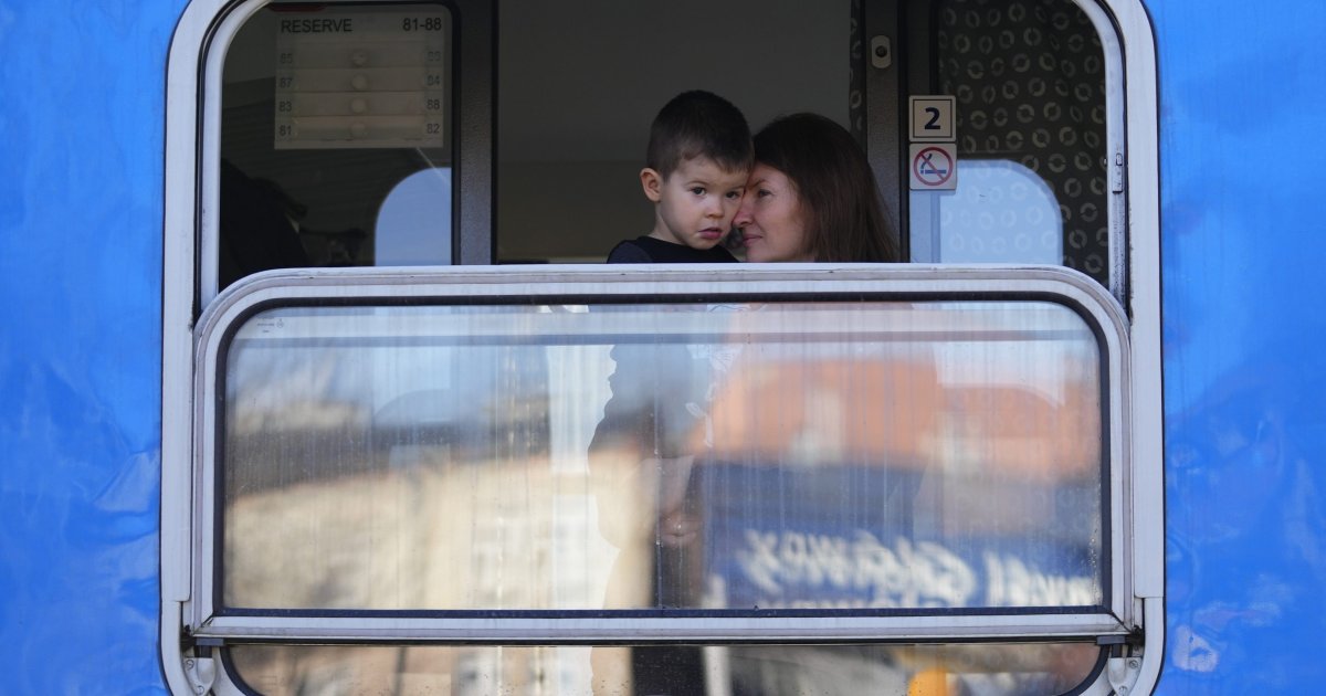 Słowacki rząd ogłosił stan wyjątkowy w związku z napływem ludzi uciekających przed wojną na Ukrainie