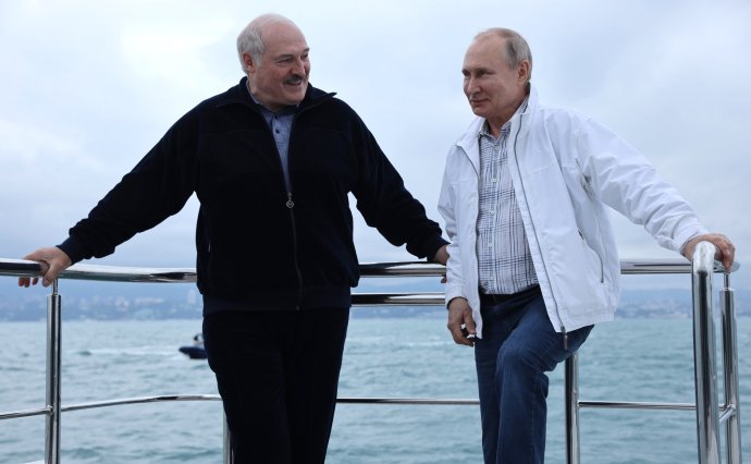 Lukašenko a Putin sú tu jeden pre druhého. Foto – kremlin.ru