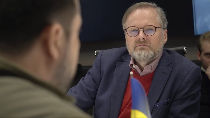 V Kyjeve sa stretli stredoeurópski politici s prezidentom Zelenským. Na snímke český premiér Fiala. Foto - TASR/AP