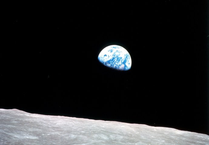 Východ Zeme na Mesiaci. Foto – TASR/AP, NASA