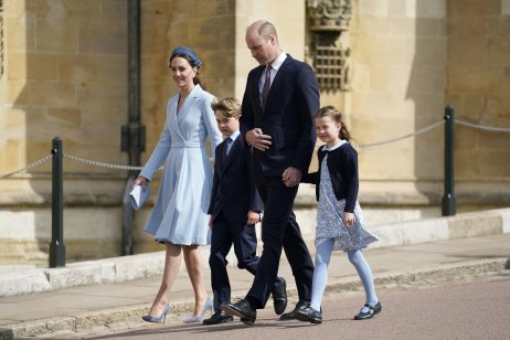 Princ William, vojvodkyňa z Cambridge Kate a ich deti princ George a princezná Charlotte. Foto – TASR/AP