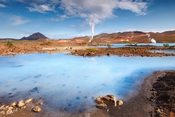 Geotermálna energia zažíva masívny vzostup, ide o čistý a udržateľný zdroj, ktorý dokáže elektrinu a teplo produkovať nepretržite. Foto – Shutterstock