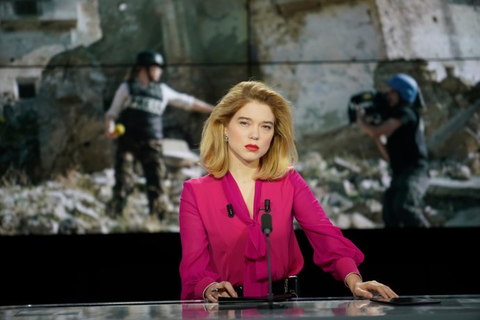 Léa Seydoux ako reportérska hviezda France. Foto - Film Europe