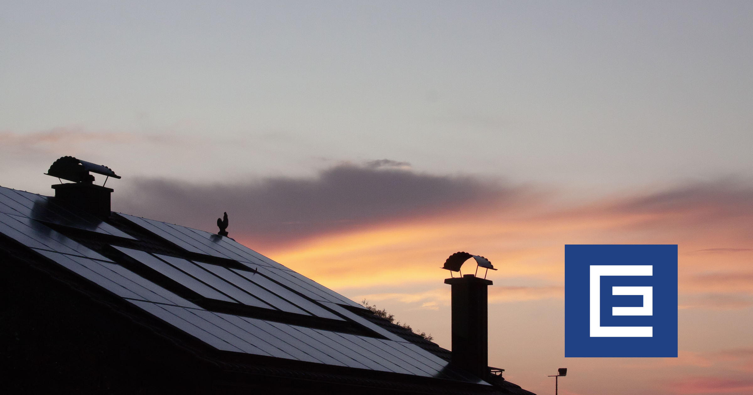 Mať solárne panely na streche niekomu nestačí. Čo ponúkajú dodávatelia, keď elektrinu neviete využiť?