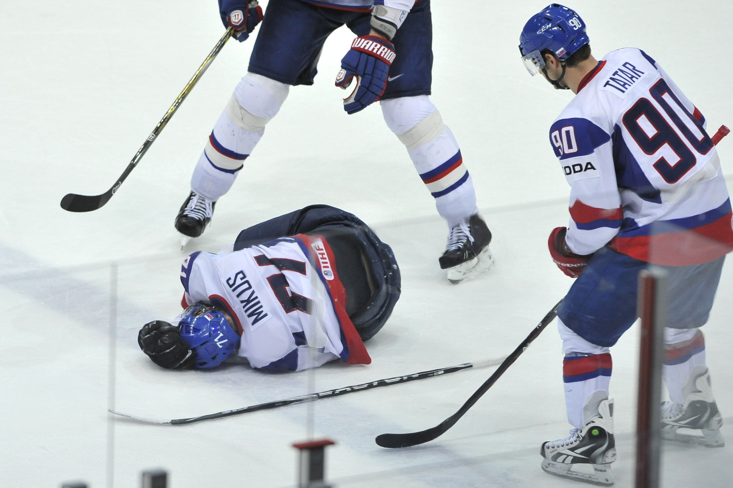 Úbytok svalov, veľká únava aj ľadová voda. Kondičný tréner opisuje, čo sa deje s telom hokejistu počas MS