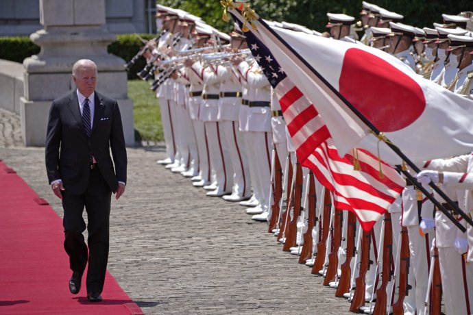 Joe Biden Japánban. Fotó - AP Photo/Eugene Hoshiko, Pool