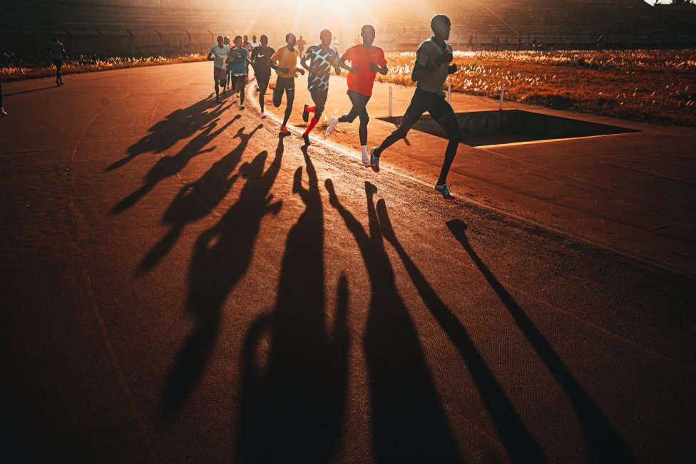 Dráha v Eldorete je v utorok ráno plná bežcov. Foto N – Peter Kováč