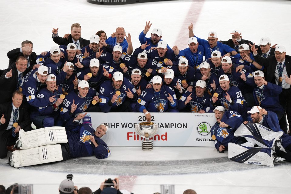 Fínski hokejisti získali zlato. Foto - TASR/AP