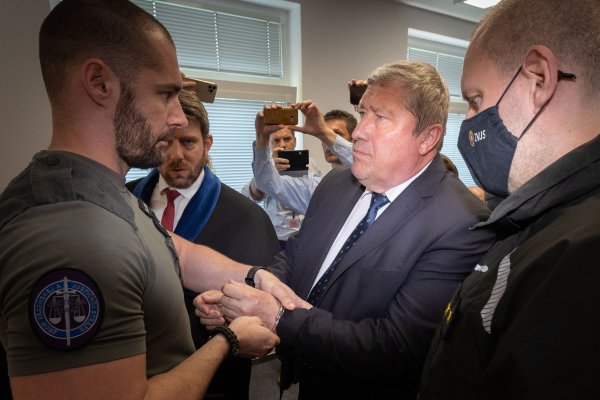 Pre Kováčika nebude problém zaplatiť trest 100-tisíc. Doteraz bral plat, od zadržania zarobil 40-tisíc