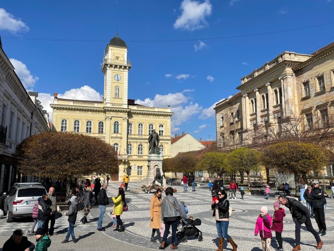 A komáromi városháza. Fotó - TASR