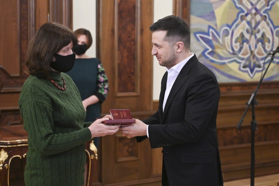 Svitlana Krakovská dostala rok pred inváziou ocenenie od prezidenta Volodymyra Zelenského. Foto - kancelária ukrajinského prezidenta