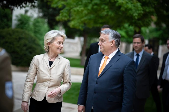 Ursula von der Leyen májusban Budapesten kereste fel Orbán Viktort. Fotó – Kovács Zoltán kormányszóvivő FB-oldala
