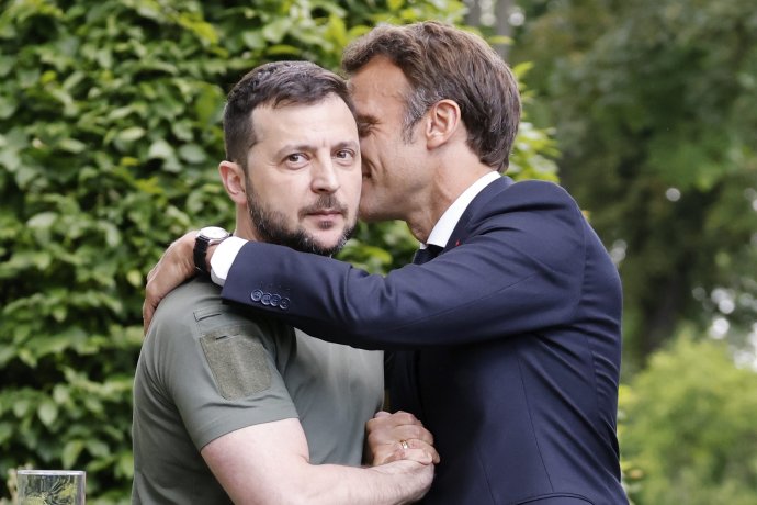 Zelenskyj a Macron v Kyjive. Foto - TASR/AP