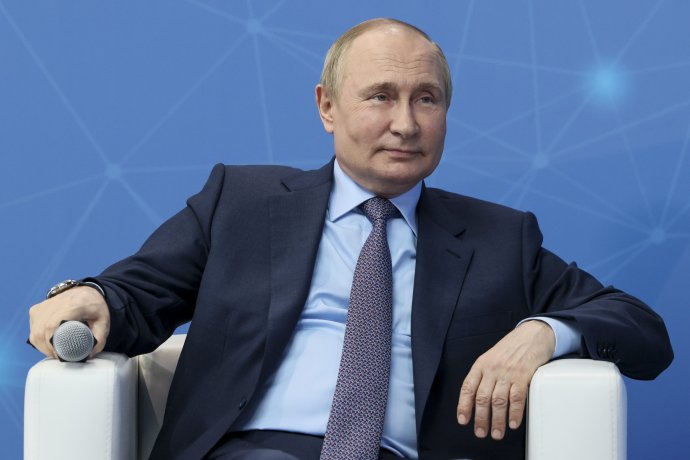 Putin sa vidí ako Peter Veľký. Jeho údelom je vraj vracať Rusku jeho územia. Foto - TASR/AP