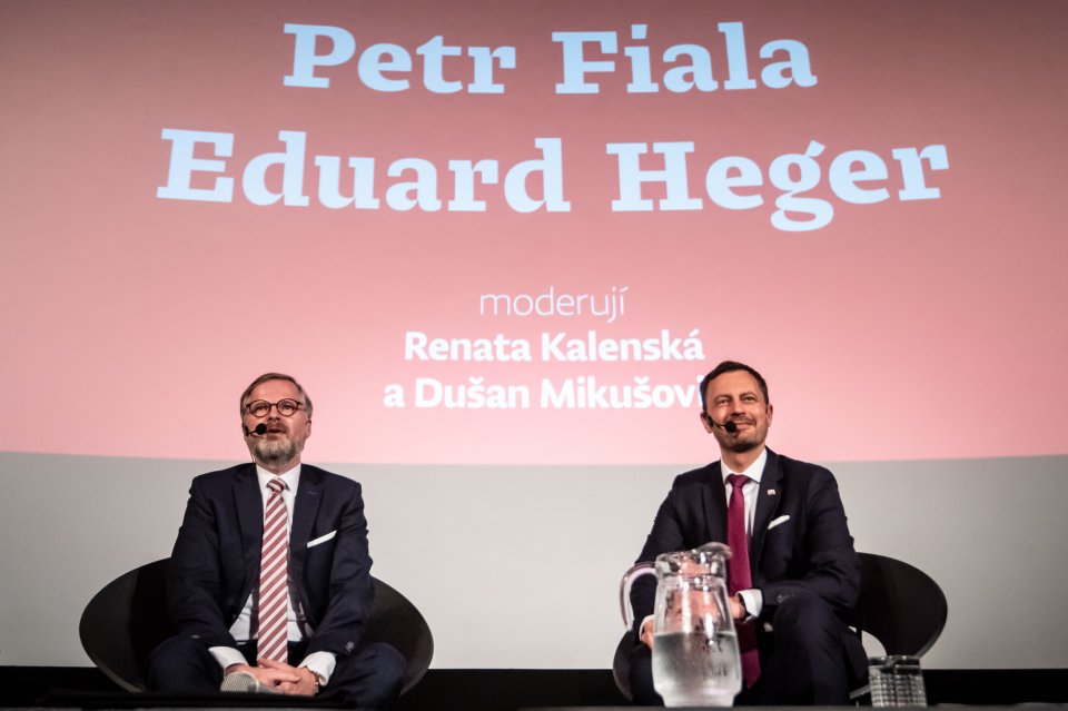 Petr Fiala a Eduard Heger. Foto N - Vladimír Šimíček