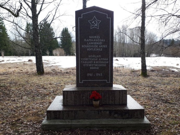 Pamätník padlých vojakov v meste Otepää. Foto - Kultuurimälestiste register