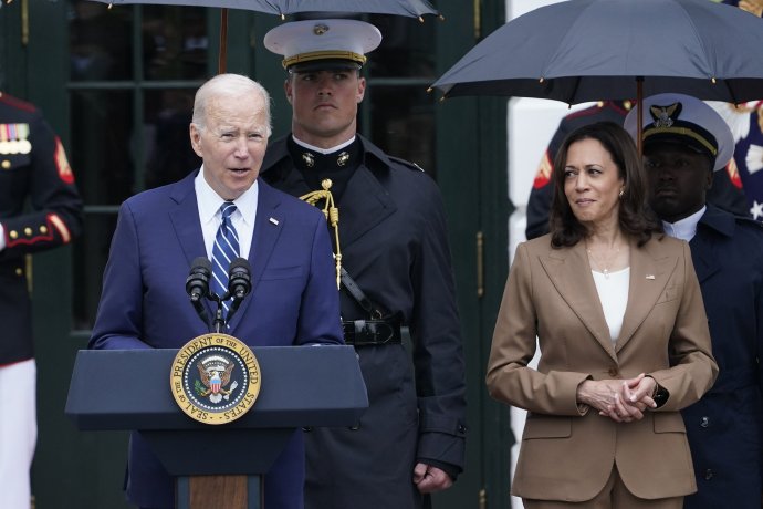Joe Biden a Kamala Harris. Foto - TASR/AP