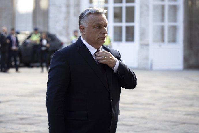 Orbán Viktor a madridi NATO-csúcs előtt június 28-án. Fotó – MTI / Miniszterelnöki Sajtóiroda / Fischer Zoltán