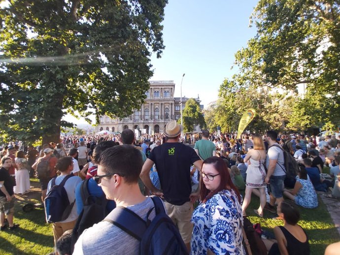 Budapesten ismét a tűzifarendelet ellen tüntetnek. Fotó - facebook.com/10-millió-Fa