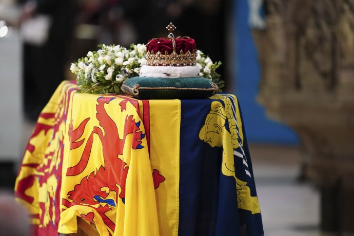 Rozlúčka s kráľovnou Alžbetou II. v škótskom Edinburghu. Foto - TASR/AP