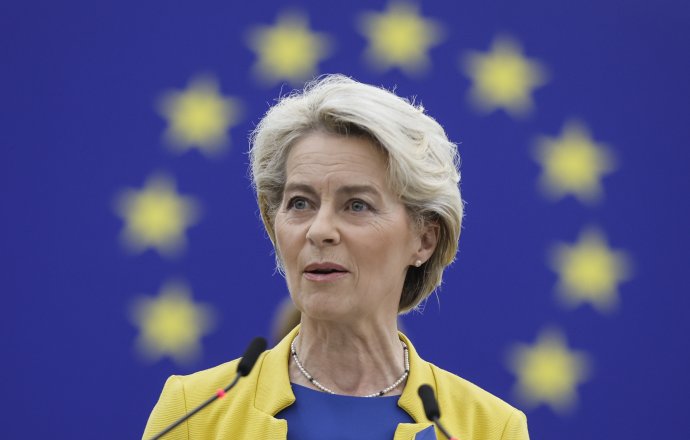 Predsedníčka Európskej komisie Ursula von der Leyenová v stredu od 9.00 h predniesla na pôde Európskeho parlamentu v Štrasburgu svoju tretiu správu o stave Európskej únie. Foto - TASR/AP