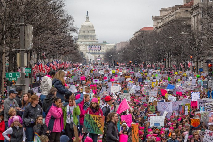 Ženský pochod v marci 2017. Foto - Wikipedia