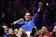 Philipp Lahm: Federer nie je iba investícia, vyrástol v spoločnosti a potom jej to vrátil. Preto ho všetci milujú