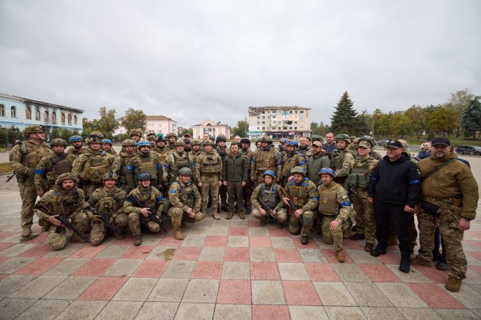 Volodymyr Zelenskyj navštívil Izium. Foto - Facebook Volodymyra Zelenského