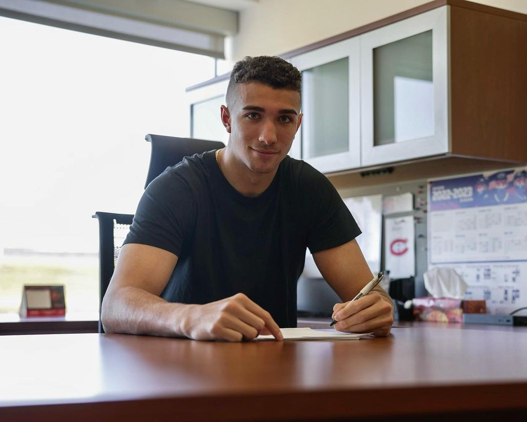 Keď ho draftovali, sklamaný bol aj Trudeau. Montreal dáva šancu talentu, ktorý rozposlal nahé fotky mladej ženy