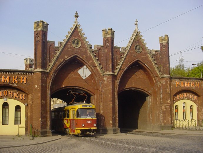 Brána, ktorá sa v Kaliningrade nazýva Brandenburská. Foto - Jan Pešula, CC BY-SA 3.0