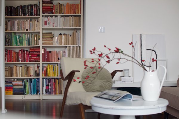 Ako oživiť a&nbsp;zútulniť domov? Základom je premyslený koncept, pomôžu farby, textílie aj rastliny