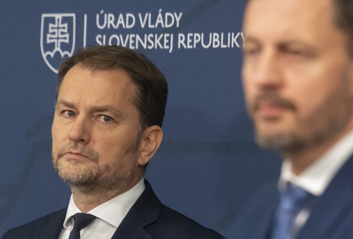 Minister financií Igor Matovič a premiér Eduard Heger. Foto - TASR