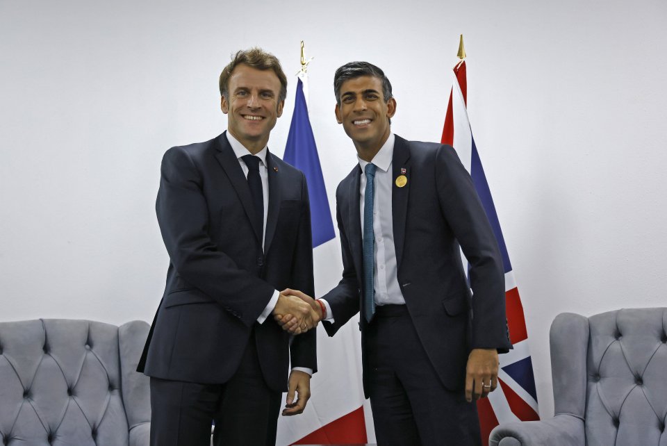 Emmanuel Macron és Rishi Sunak Egyiptomban a COP27-en. Fotó - TASR/AP