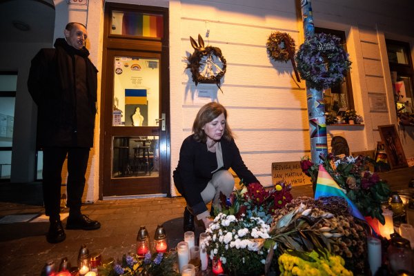 Eurokomisárka Jourová si v&nbsp;Bratislave vypočula aj to, že úrad vlády blokuje pomoc transrodovým osobám