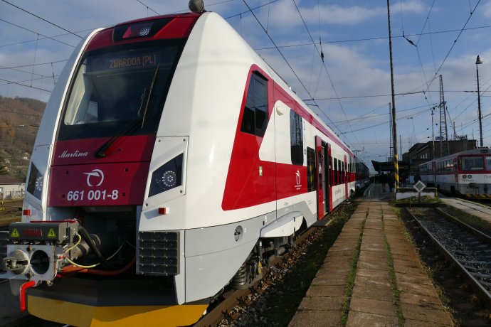 Elektrický vlak od Škody a ŽOS Trnava nazývaný Panter. Ilustračné foto - TASR