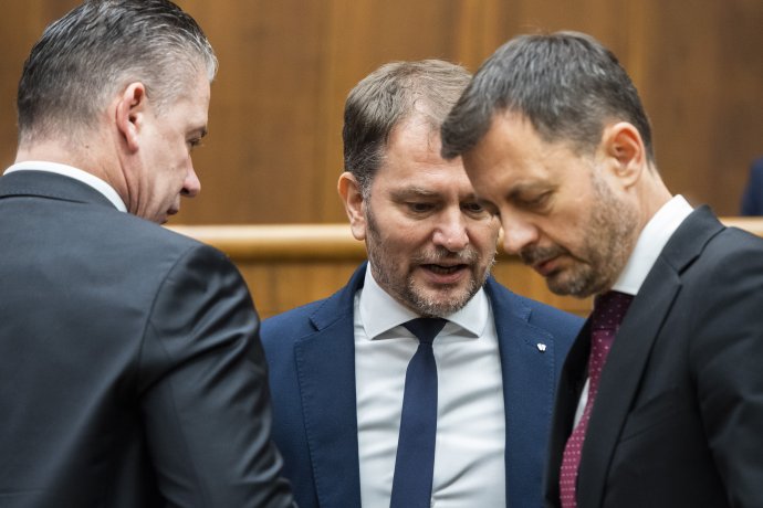 Eduard Hegernek végig kell gondolnia, hogy a főnökét, vagy az arcát áldozza-e be. Fotó - TASR