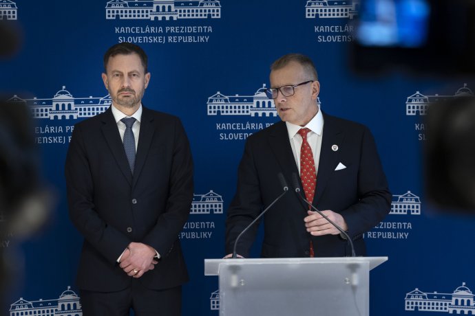 Dočasne poverený predseda vlády Eduard Heger s predsedom parlamentu Borisom Kollárom. Foto N - Tomáš Benedikovič